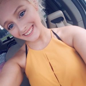 Meet your Posher, Anneliese